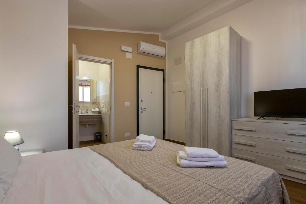 Vico Rooms 사사리 외부 사진