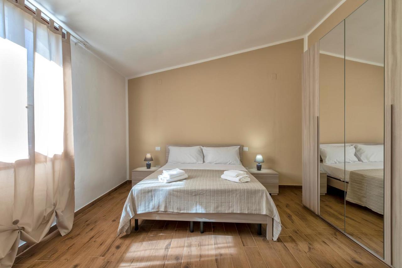 Vico Rooms 사사리 외부 사진