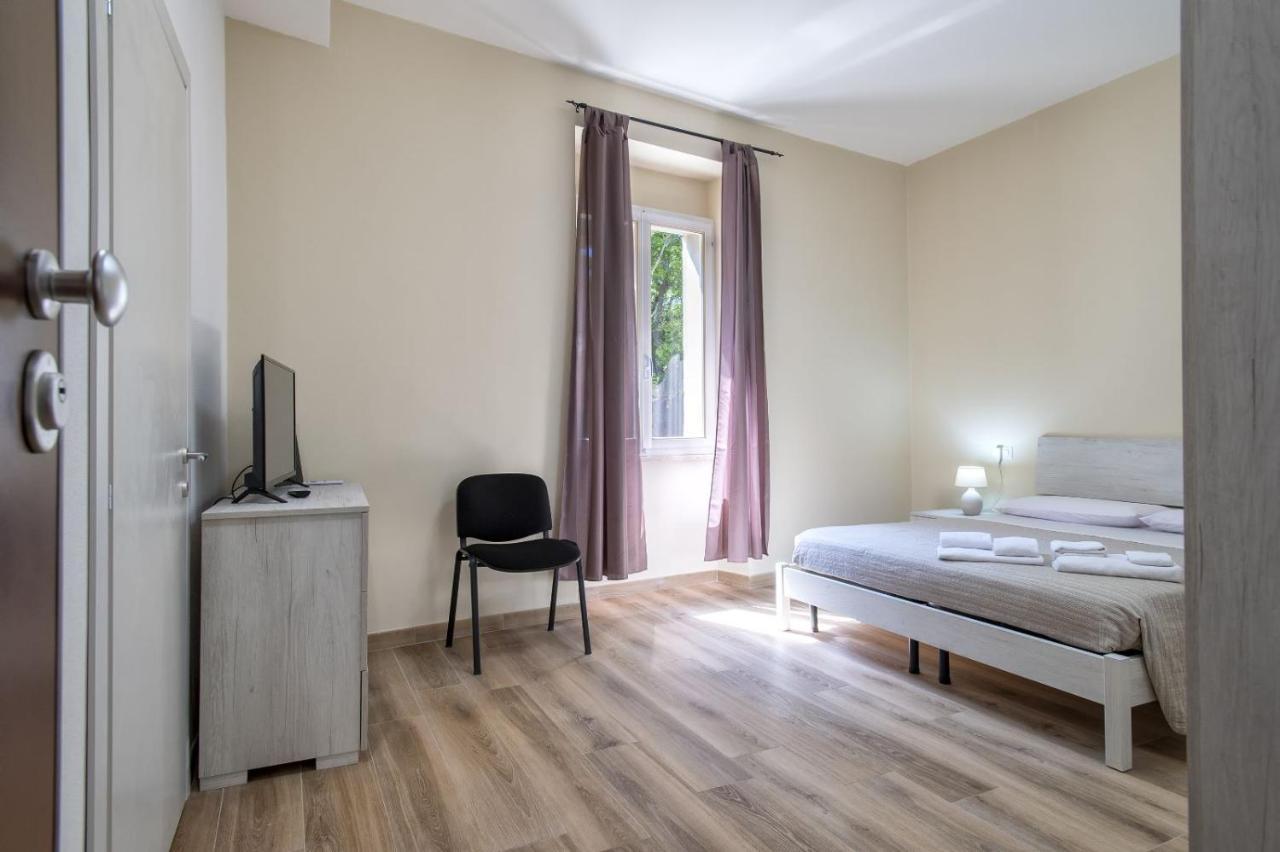 Vico Rooms 사사리 외부 사진